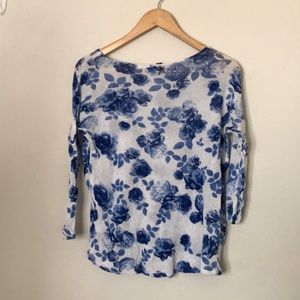 H&M Tops - HM Floral Top H&M Tops - HM Floral Top